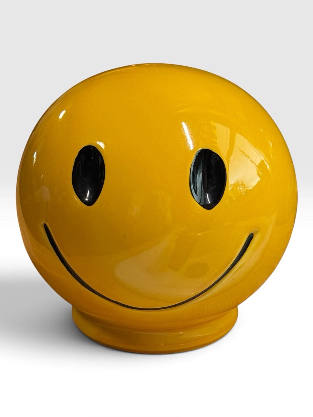Vintage 1970s McCoy Pottery Smiley Face Ceramic Coin Bank-MINT Condition! 1 of 2